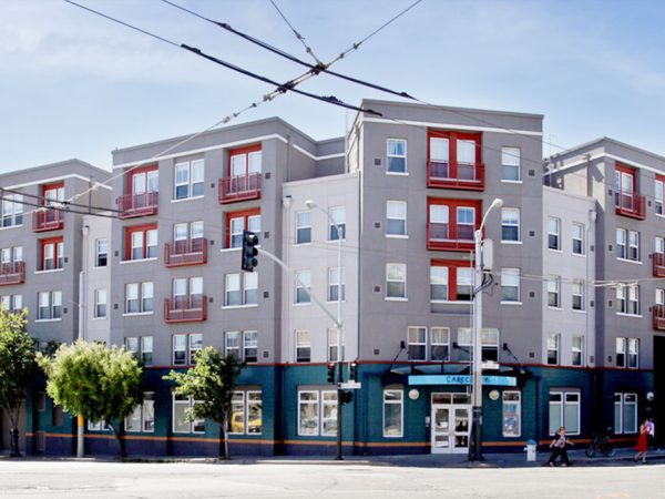 Bernal-Gateway-Apartments
